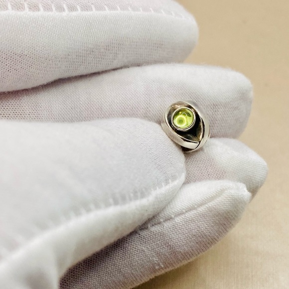 EUC Pandora 790127PE Sterling Silver Peridot Eye Bead/Charm - Retired! - Picture 4 of 7